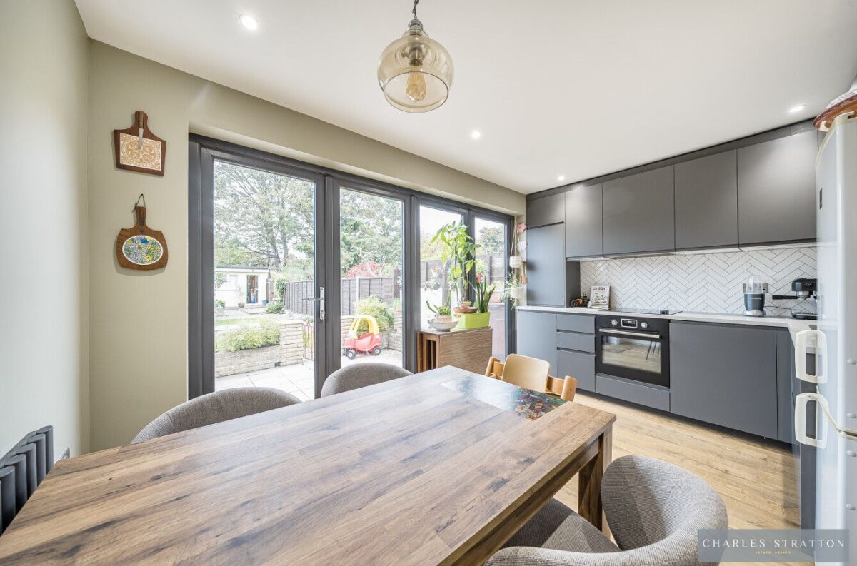 Recreation Avenue, Romford