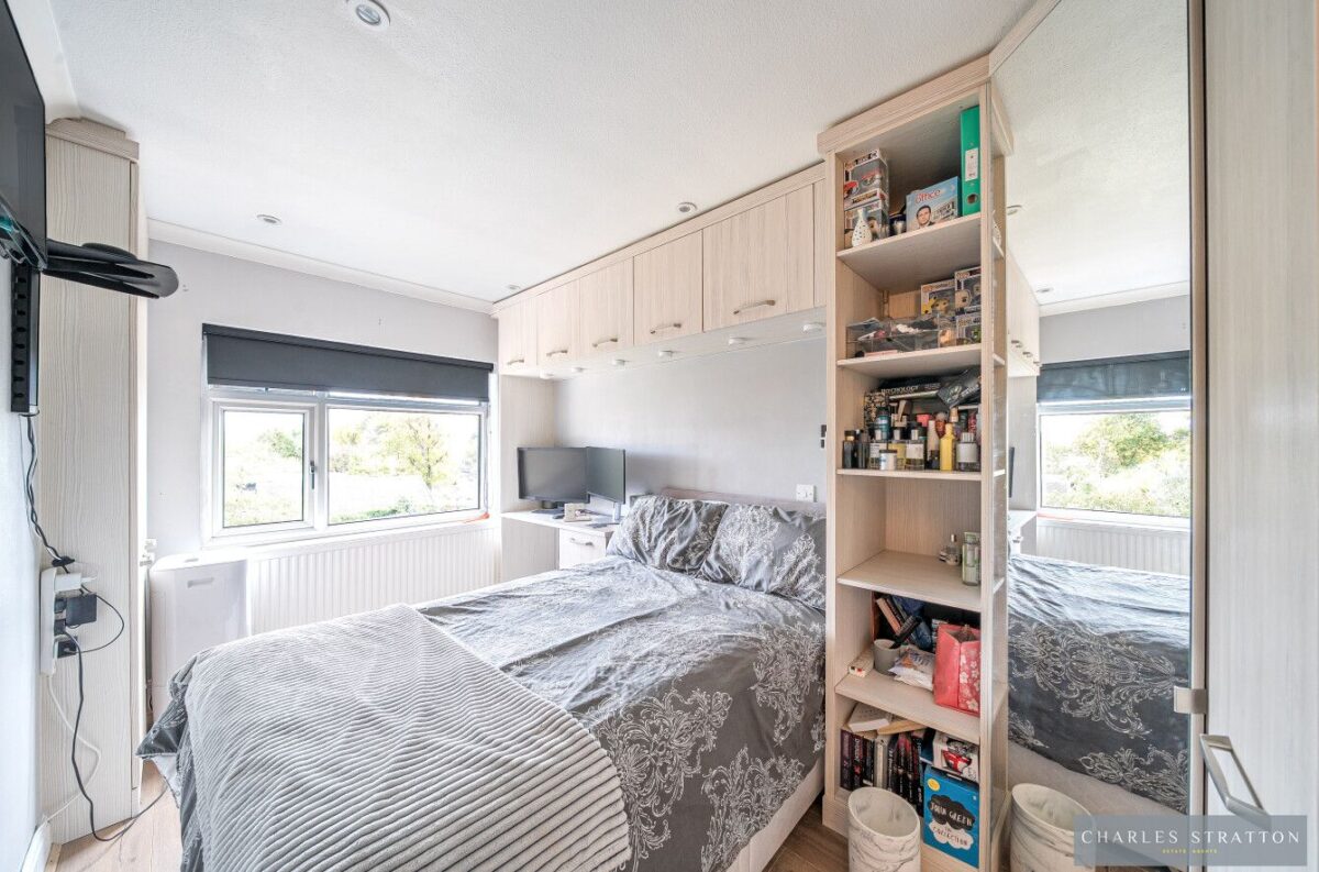 Mashiters Walk, Marshalls Park