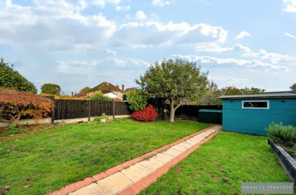 Mashiters Walk, Marshalls Park