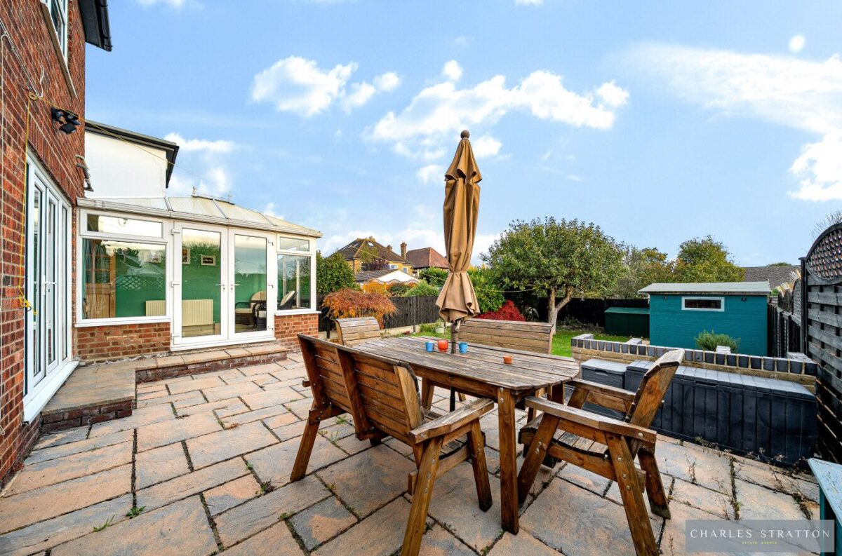 Mashiters Walk, Marshalls Park