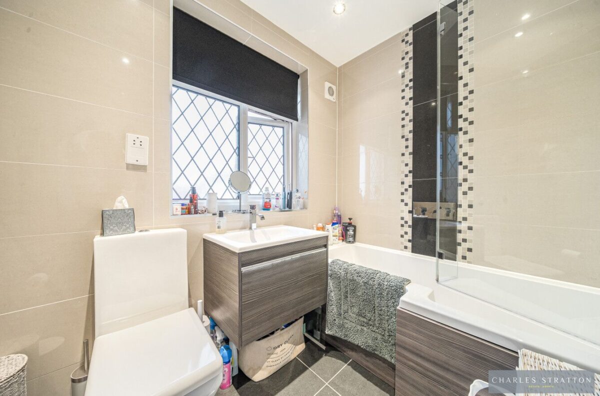 Mashiters Walk, Marshalls Park