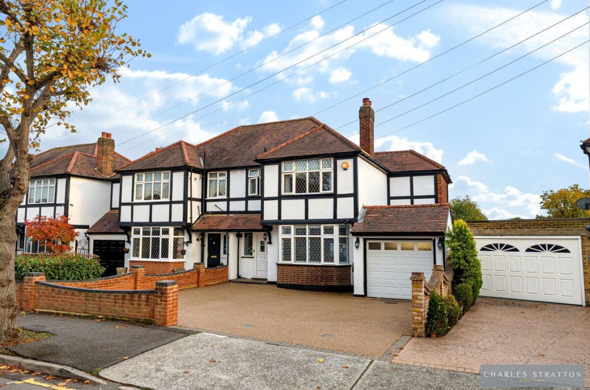 Mashiters Walk, Marshalls Park