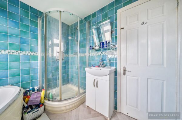 Stanley Avenue, Gidea Park