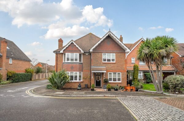 Brunel Close, Romford