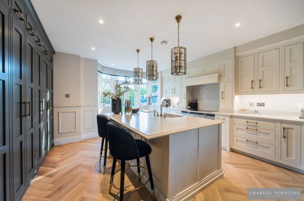 Main Road, Gidea Park