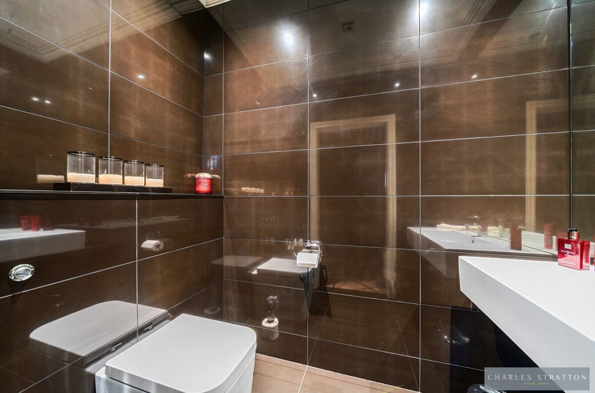 Main Road, Gidea Park