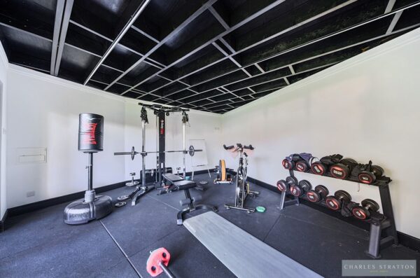 Main Road, Gidea Park