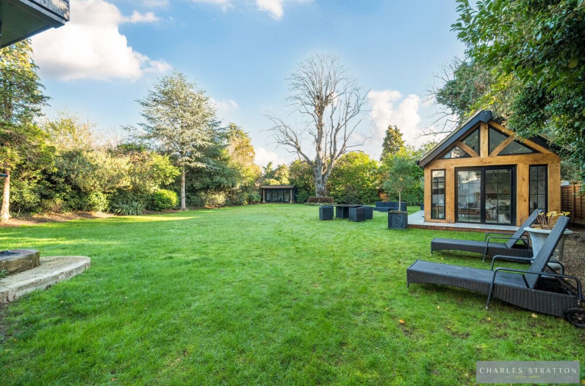 Main Road, Gidea Park