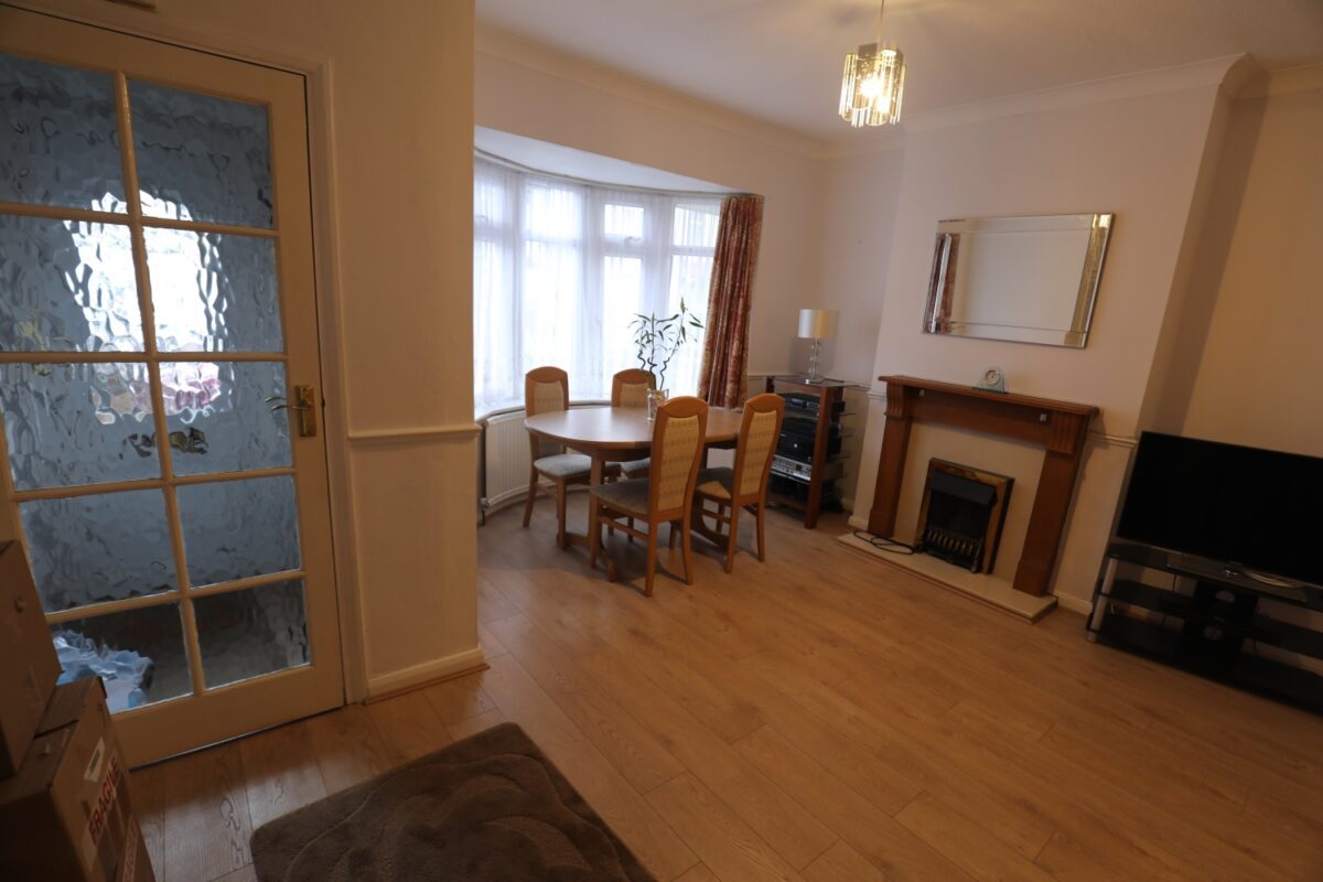 Kensington Road, Romford, RM7