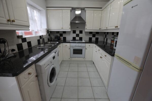 Kensington Road, Romford, RM7