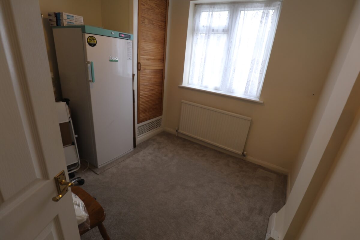 Kensington Road, Romford, RM7