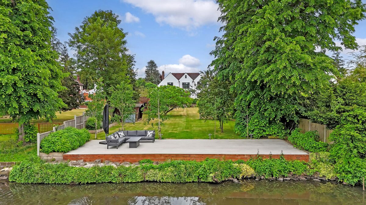 Broadway, Gidea Park