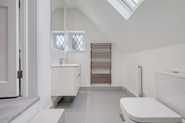 Broadway, Gidea Park