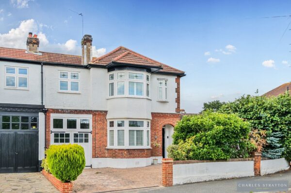 Repton Gardens, Gidea Park