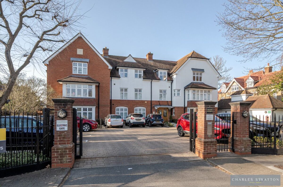 Highlands Apartments,  Gidea Park