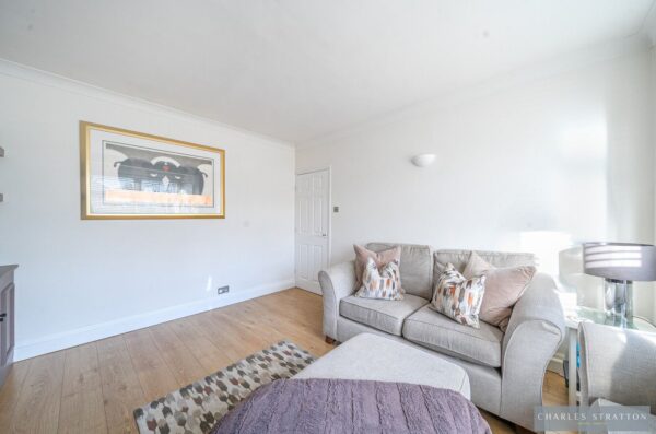 Lodge Avenue, Gidea Park