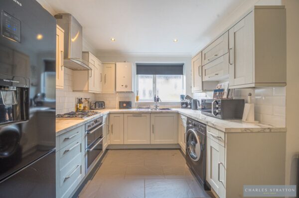 Lodge Avenue, Gidea Park