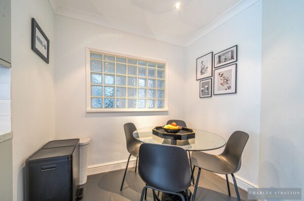 Lodge Avenue, Gidea Park