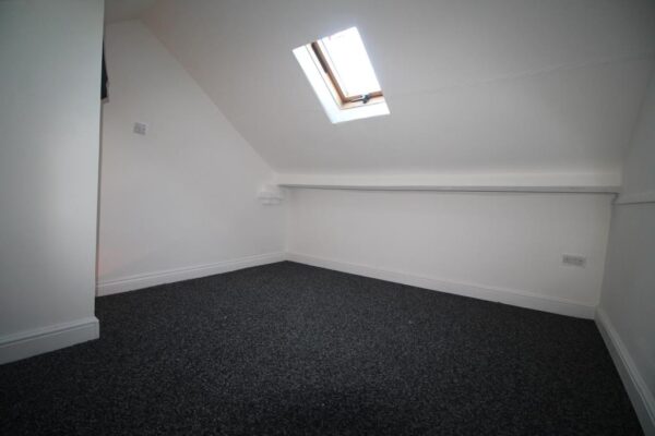 Salisbury Road, Grays, RM17