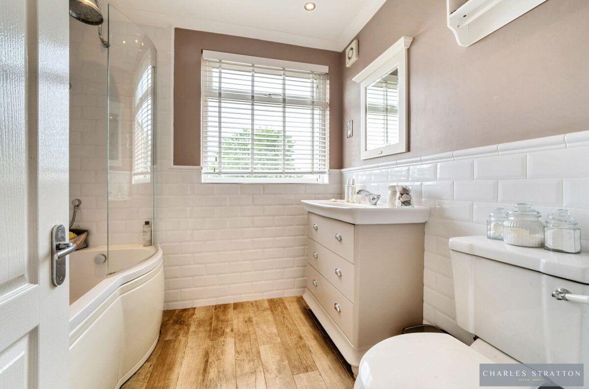 Harwood Avenue, Hornchurch