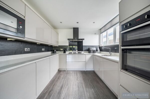 Brook Road, Gidea Park