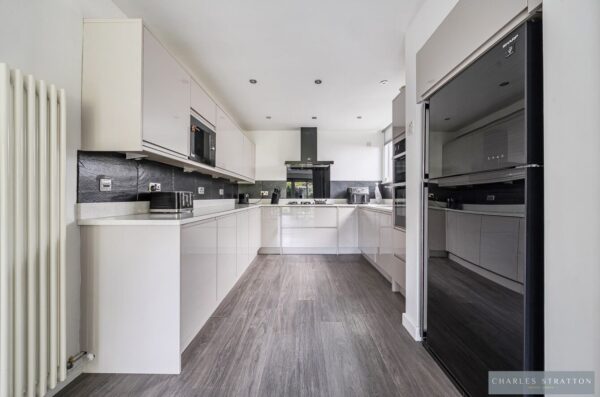 Brook Road, Gidea Park