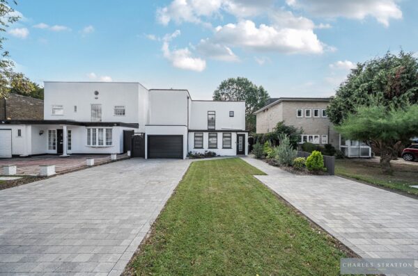 Brook Road, Gidea Park