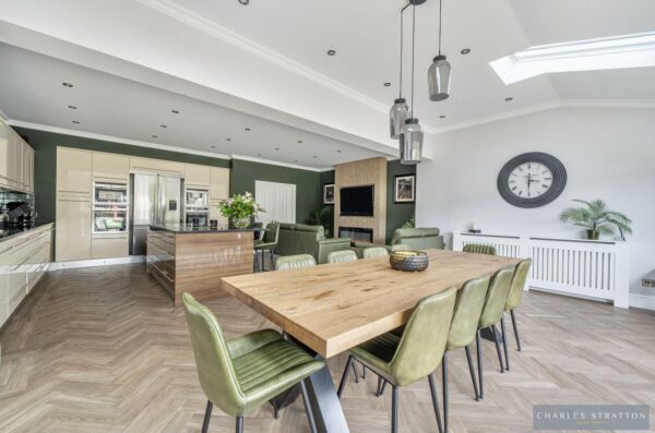 Repton Gardens, Gidea Park