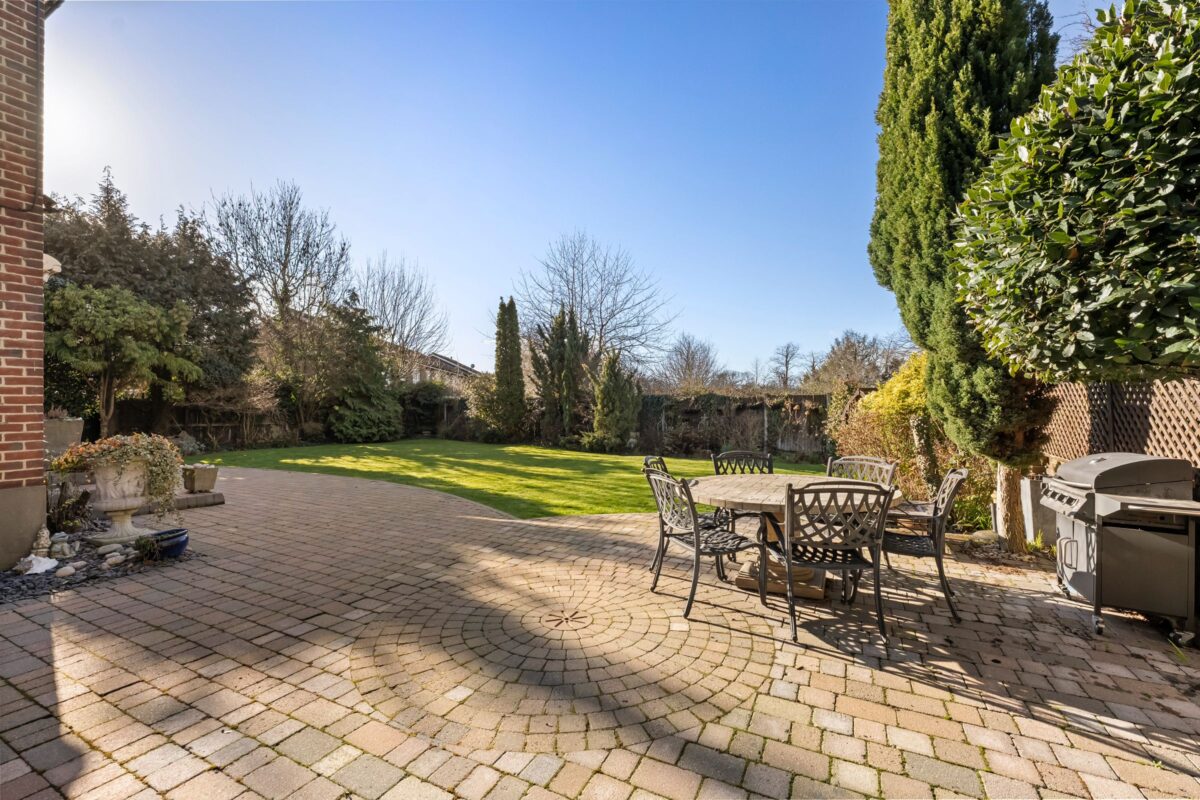 Gidea Close, Gidea Park