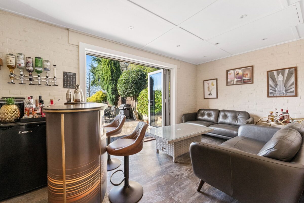 Gidea Close, Gidea Park