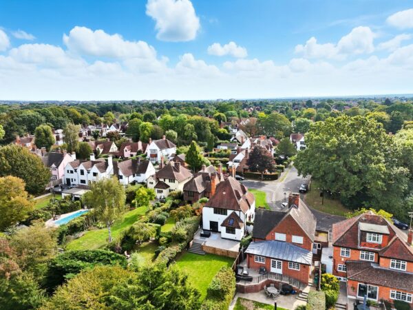 Reed Pond Walk, Gidea Park