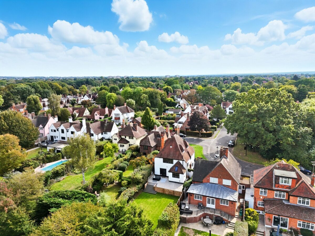 Reed Pond Walk, Gidea Park