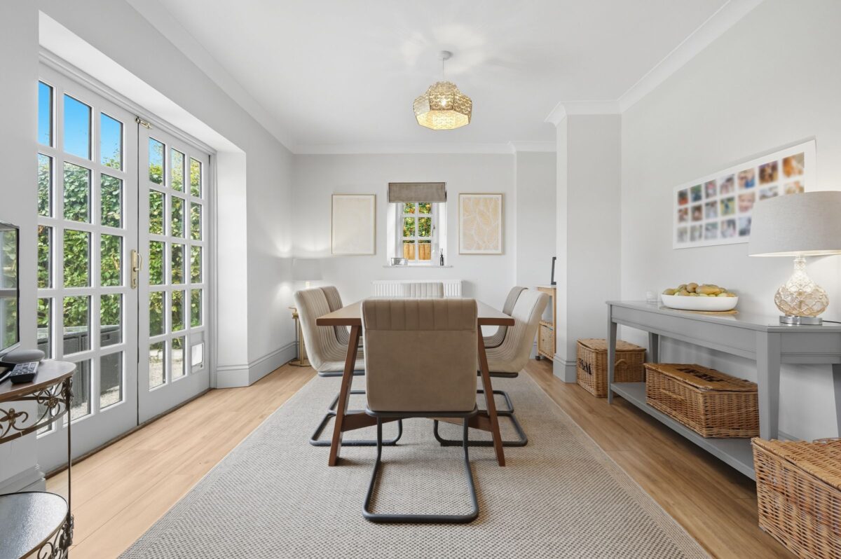 Reed Pond Walk, Gidea Park