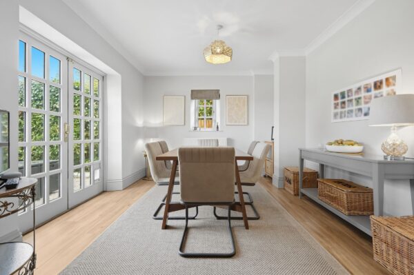 Reed Pond Walk, Gidea Park