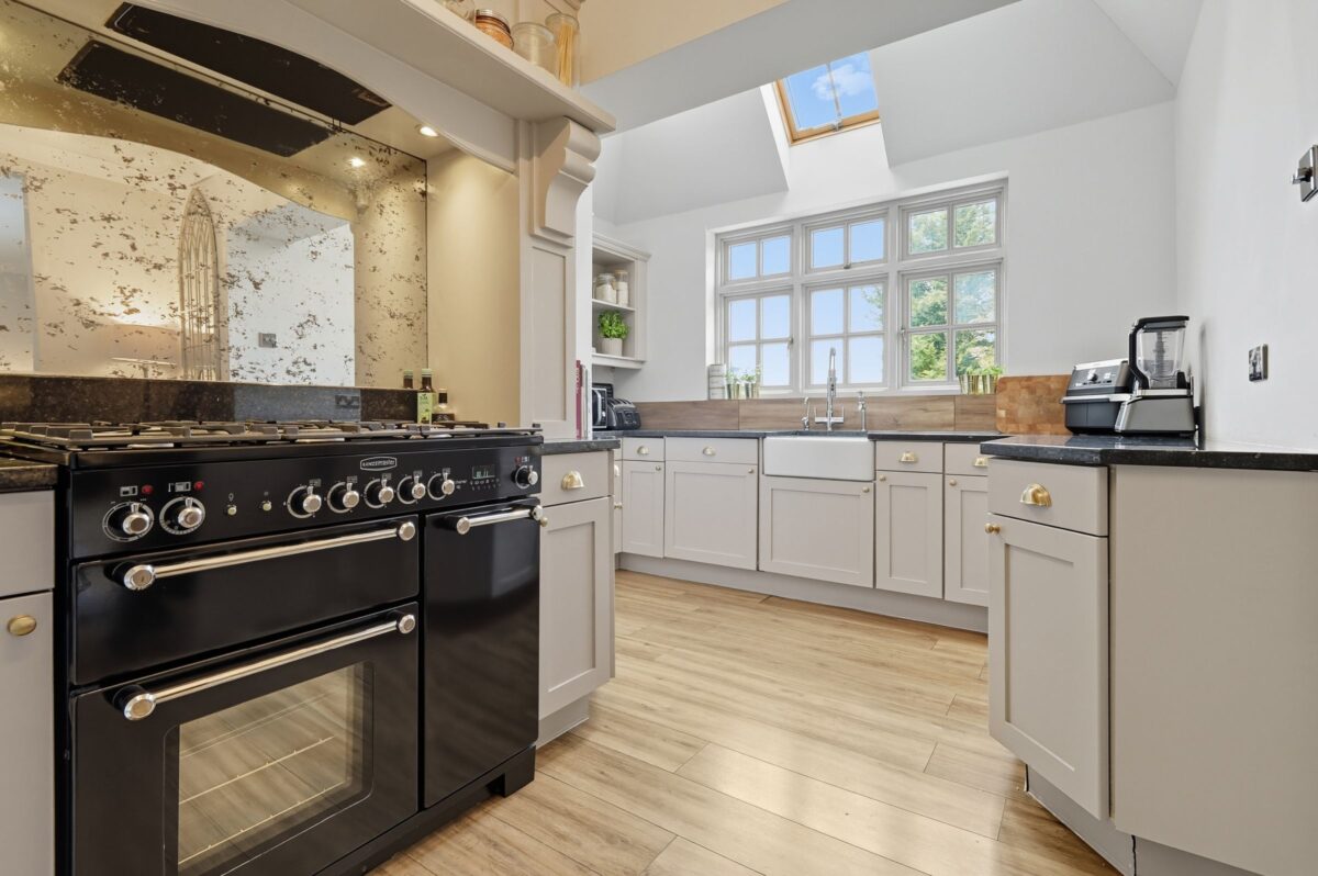 Reed Pond Walk, Gidea Park