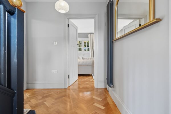 Reed Pond Walk, Gidea Park