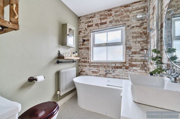 Shaftesbury Road, Romford