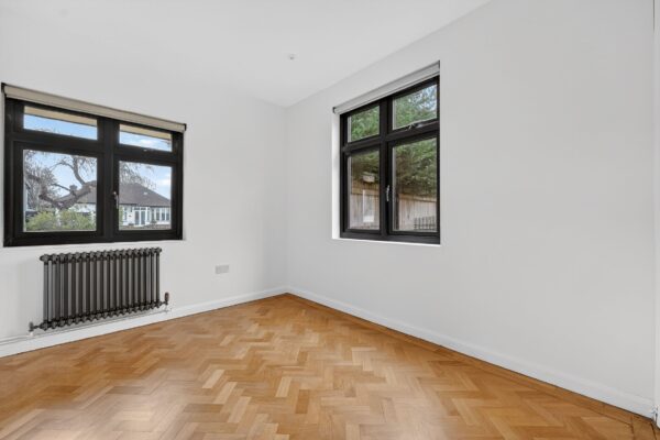 Links Avenue, Gidea Park