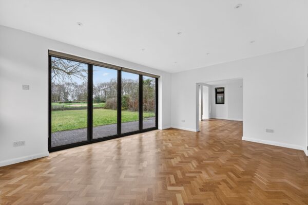 Links Avenue, Gidea Park