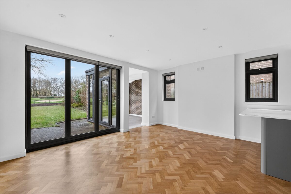 Links Avenue, Gidea Park