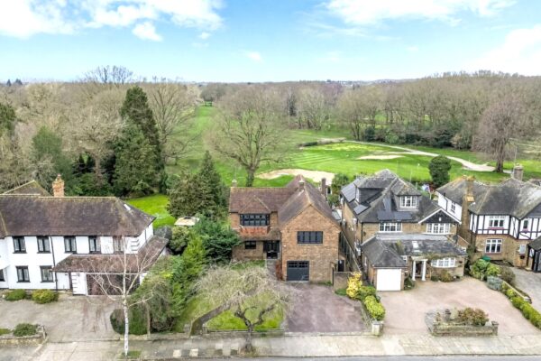 Links Avenue, Gidea Park