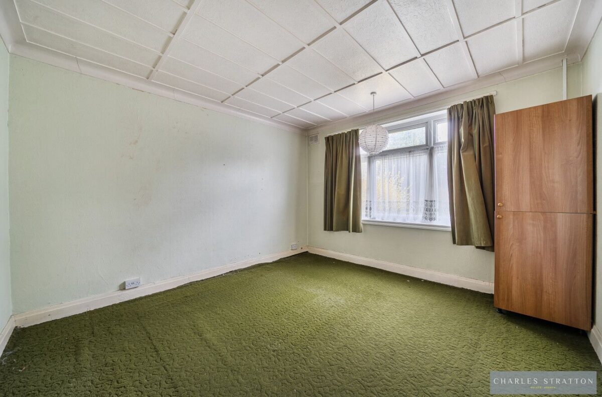 Hall Park Road, Upminster