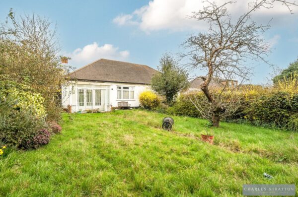 Hall Park Road, Upminster