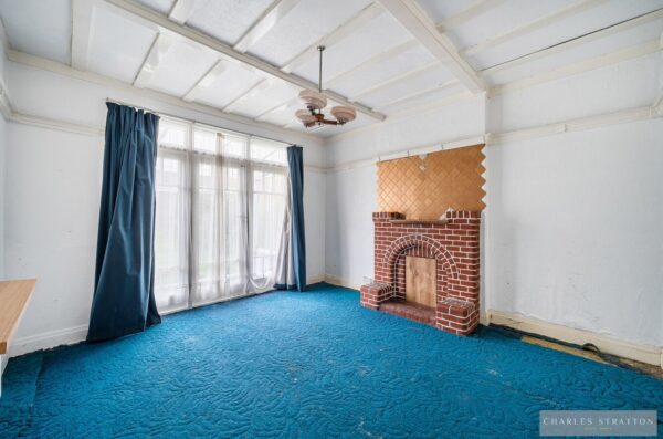 Hall Park Road, Upminster