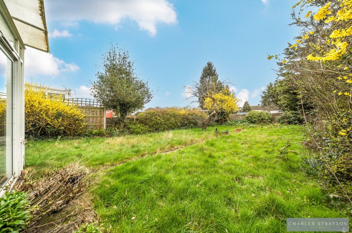 Hall Park Road, Upminster