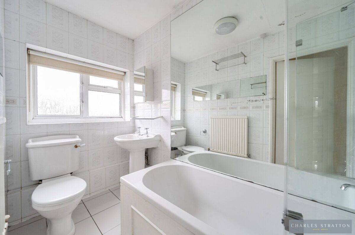 Main Road, Gidea Park