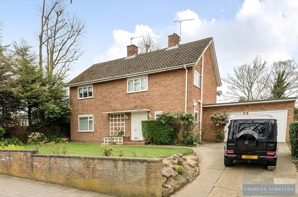 Main Road, Gidea Park