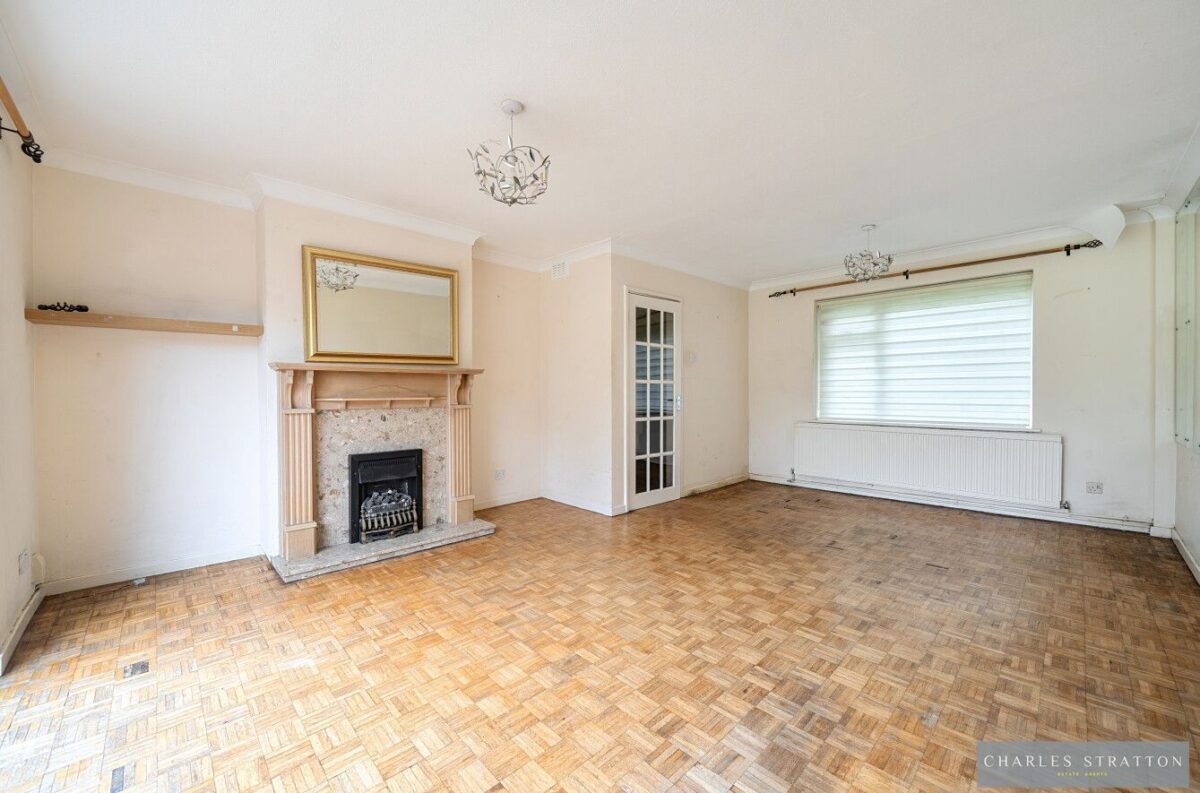 Main Road, Gidea Park