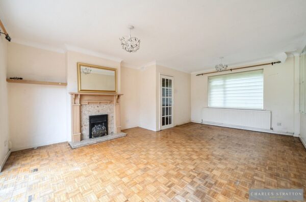 Main Road, Gidea Park