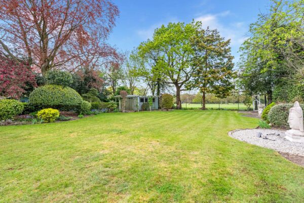 Links Avenue, Gidea Park